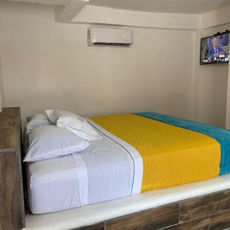 Hotel San Carlos ג'אוטפק מראה חיצוני תמונה