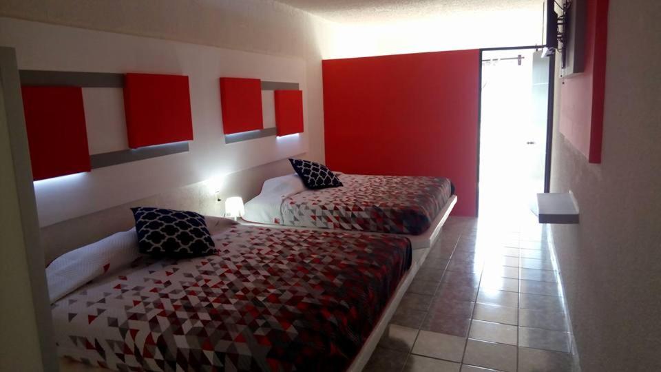 Hotel San Carlos ג'אוטפק מראה חיצוני תמונה
