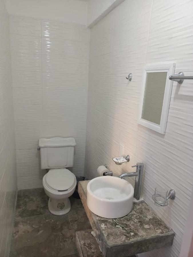 Hotel San Carlos ג'אוטפק מראה חיצוני תמונה