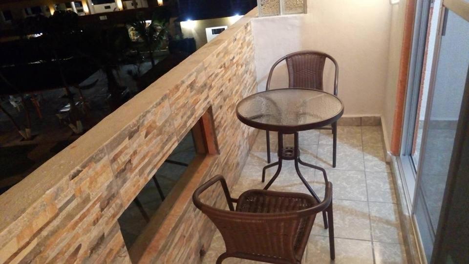 Hotel San Carlos ג'אוטפק מראה חיצוני תמונה