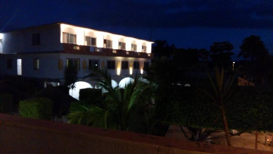 Hotel San Carlos ג'אוטפק מראה חיצוני תמונה