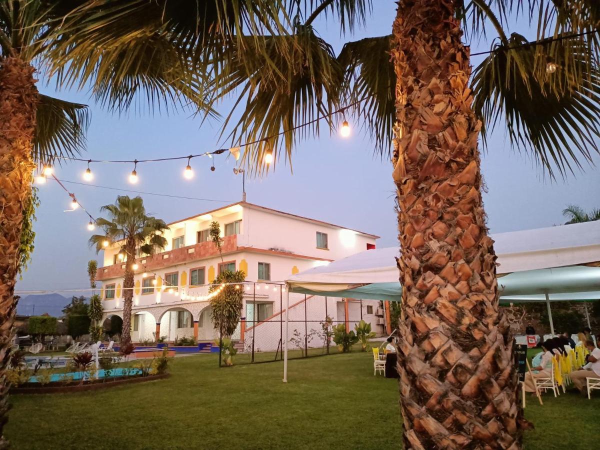Hotel San Carlos ג'אוטפק מראה חיצוני תמונה