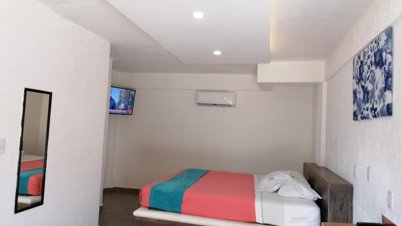Hotel San Carlos ג'אוטפק מראה חיצוני תמונה