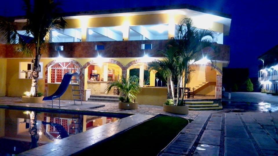 Hotel San Carlos ג'אוטפק מראה חיצוני תמונה