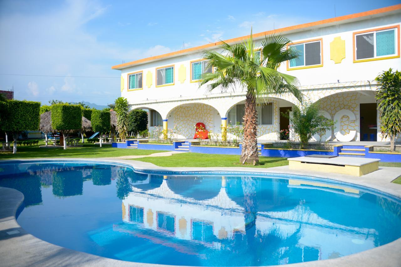 Hotel San Carlos ג'אוטפק מראה חיצוני תמונה